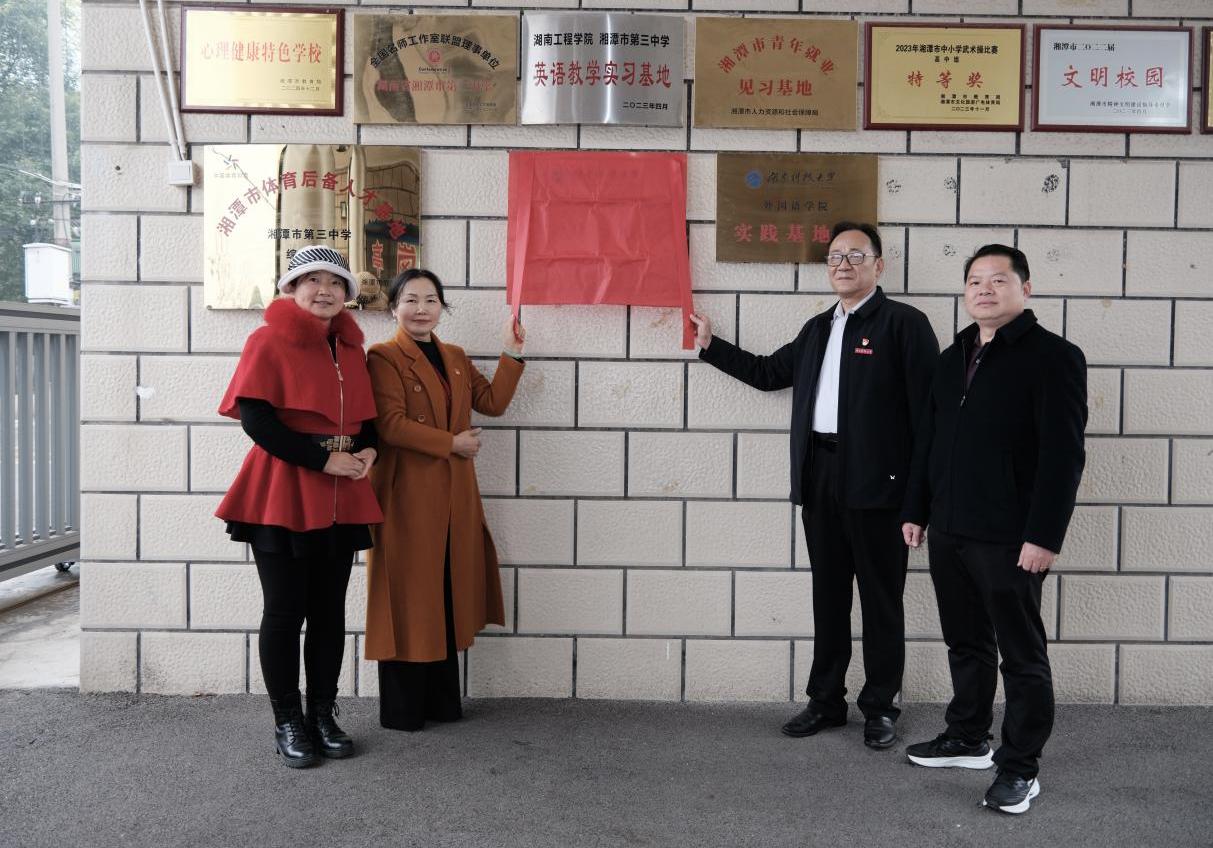 7cd00998d7b649d4a5202eccee414f1f.jpeg 7cd00998d7b649d4a5202eccee414f1f.jpeg